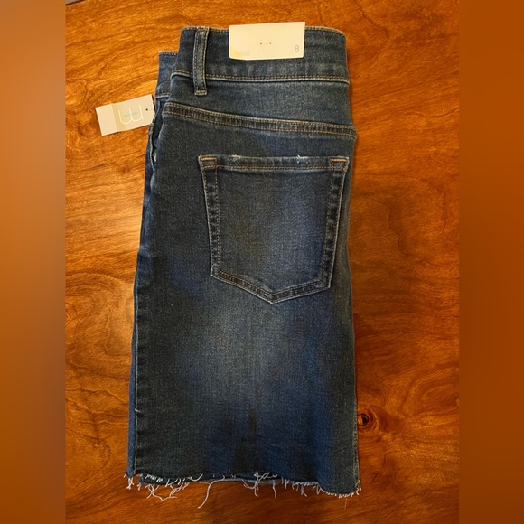 Maurice’s denim skirt - Picture 3 of 3